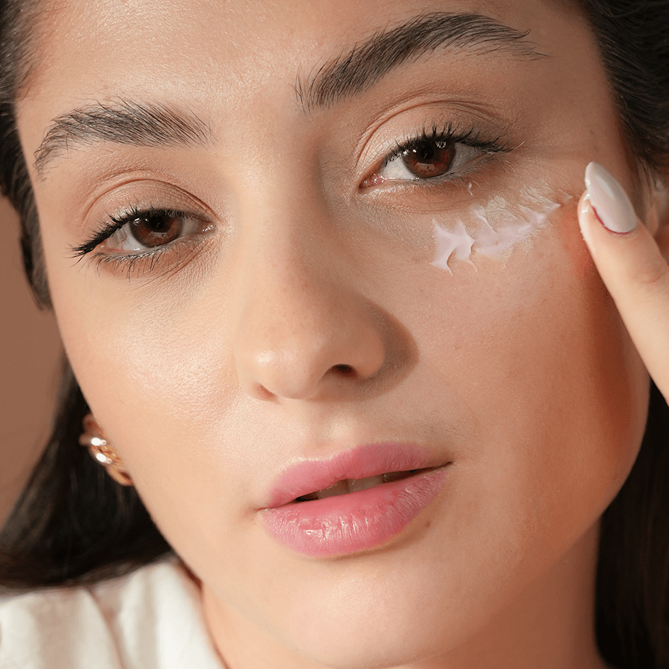 كريم العين سحري التوهج